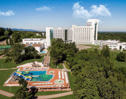 Готель Ріксос Прикарпаття (Rixos-Prykarpattya)