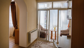 /upload/rooms/10/juniorsuite_203_7_web.jpg