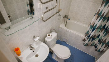 /upload/rooms/10/juniorsuite_203_98_web.jpg
