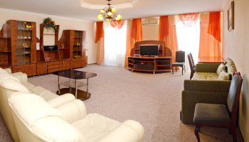 /upload/rooms/100/2-mestnyj-ljux-620.jpg