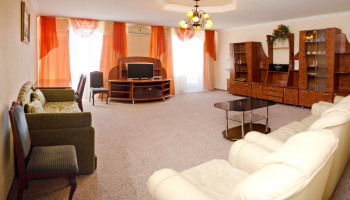 /upload/rooms/100/apartamenti-sanatoriy-moldova1.jpg