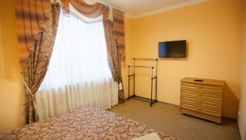 /upload/rooms/11/suite204_2.jpg