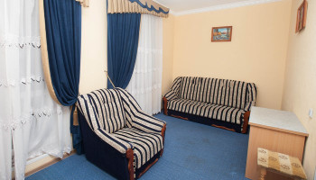 /upload/rooms/11/suite204_3.jpg