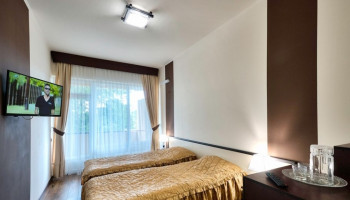 /upload/rooms/146/standart-pokrascheniy-krishtaleviy-palac-4-korpus1.jpg