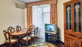 /upload/rooms/147/lyuks-krishtaleviy-palac-4-korpus1.jpg
