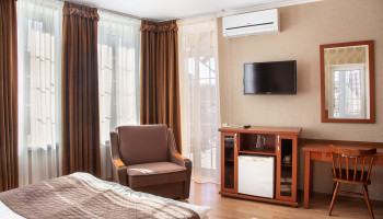 /upload/rooms/15/nomer-pokrascheniy-gotel-villa-marta-truskavec1.jpg