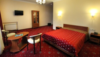 /upload/rooms/152/napivlyuks-pivdenniy.jpg