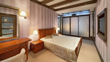 /upload/rooms/199/napivlyuks-pokrascheniy-shale-graal-truskavec1.jpg