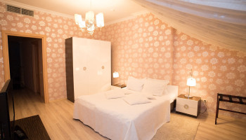 /upload/rooms/200/lyuks-shale-graal-truskavec1.jpg