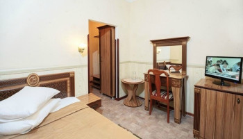 /upload/rooms/244/odnomisniy-sanatoriy-viktor-truskavec.jpg