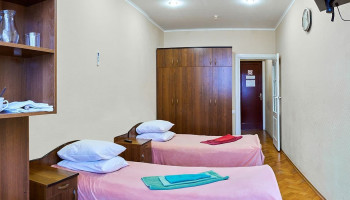 /upload/rooms/289/standart-2-kat-sanatoriy-truskavec-sbu.jpeg