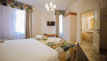 /upload/rooms/31/standard-2_e0c41.jpg