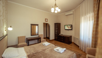 /upload/rooms/310/standart-pokrashch2.jpg