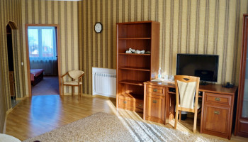 /upload/rooms/349/lyuks-gotel-germes-truskavec2.jpg