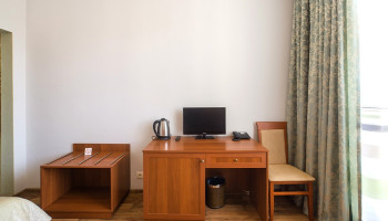 /upload/rooms/351/standart-gotel-re-vita-truskavec2.jpg