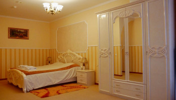 /upload/rooms/358/apartamenti-gotel-senator-truskavec.jpg