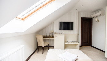 /upload/rooms/359/odnomisniy-standart-gotel-galant-truskavec1.jpg