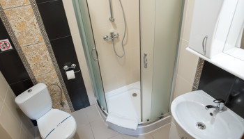 /upload/rooms/385/standart-gotel-zolota-korona-truskavec2.jpg