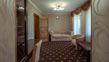 /upload/rooms/436/napivluks.jpg