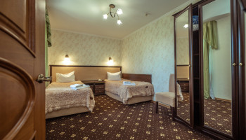 /upload/rooms/436/napivluks9.jpg