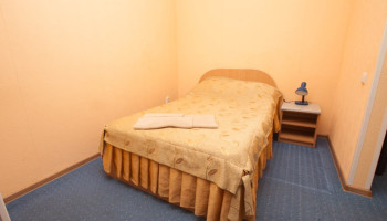 /upload/rooms/5/singl_201_1.jpg