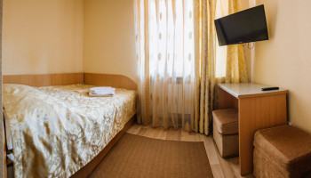 /upload/rooms/5/single_301_1_web.jpg