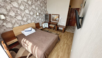 /upload/rooms/51/odnominiy-sanatoriy-shahtar-truskavec2.jpg