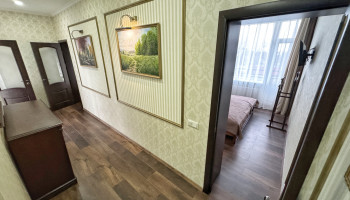 /upload/rooms/57/trikimnatniy-lyuks-sanatoriy-shahtar-truskvec18.jpg