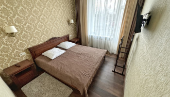 /upload/rooms/57/trikimnatniy-lyuks-sanatoriy-shahtar-truskvec2.jpg