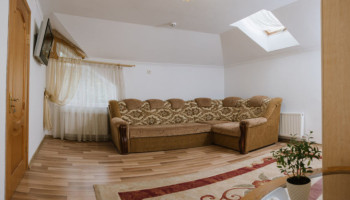 /upload/rooms/68/lyuks-a.jpg
