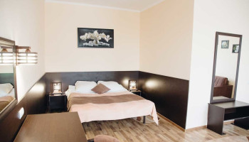 /upload/rooms/75/napivlyuks-sanator-perlina-prikarpattya-truskavec.jpg