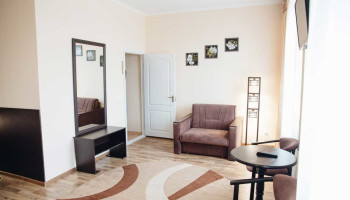 /upload/rooms/75/napivlyuks-sanator-perlina-prikarpattya-truskavec1.jpg