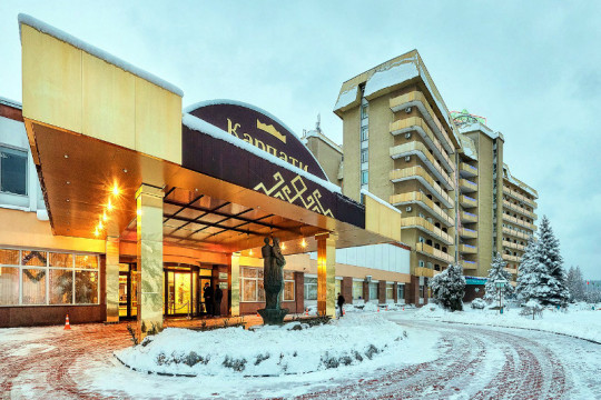 Санаторій Карпати